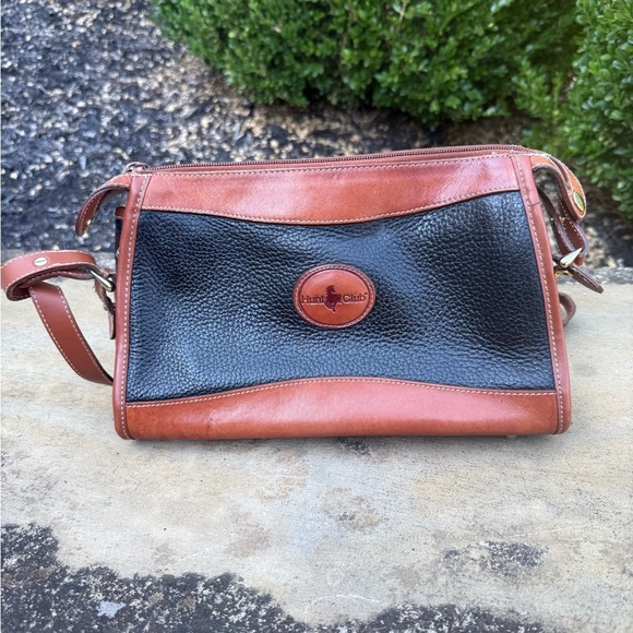 Vintage 90’s Hunt Club leather black & brown crossbody purse - Picture 2 of 8